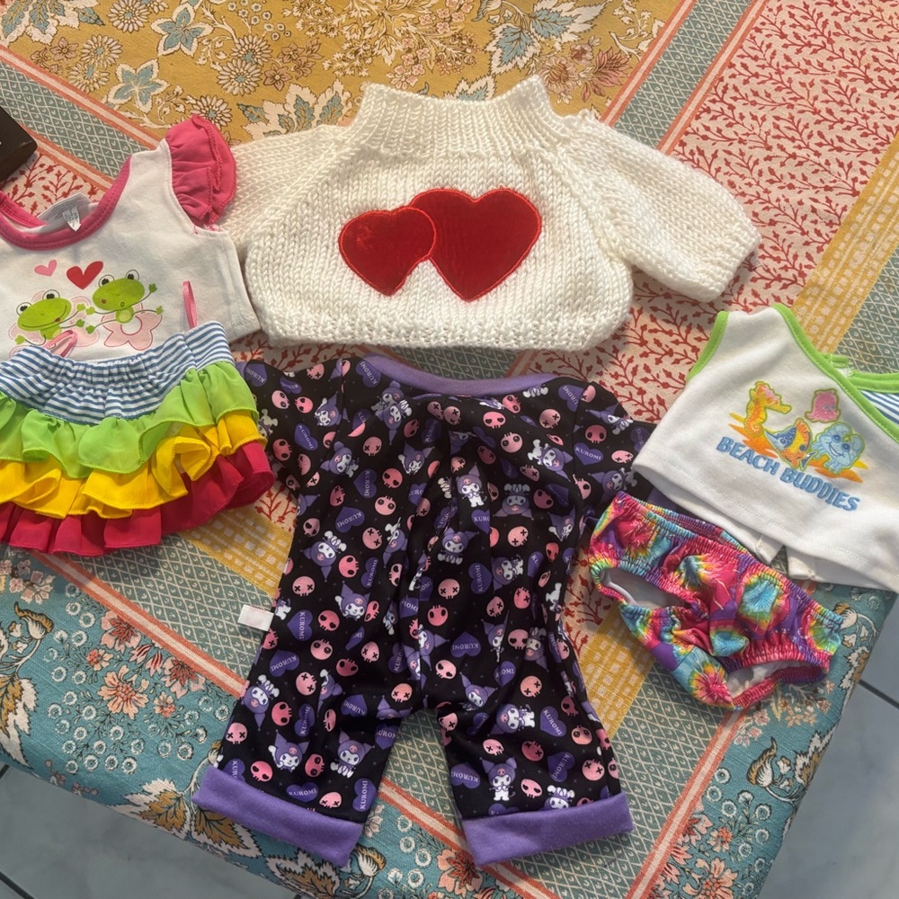 Build-A-Bear Kuromi Black Sleeper, Heart Knit Sweater+